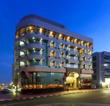 Ewa Hotel Dubai Bagian luar foto